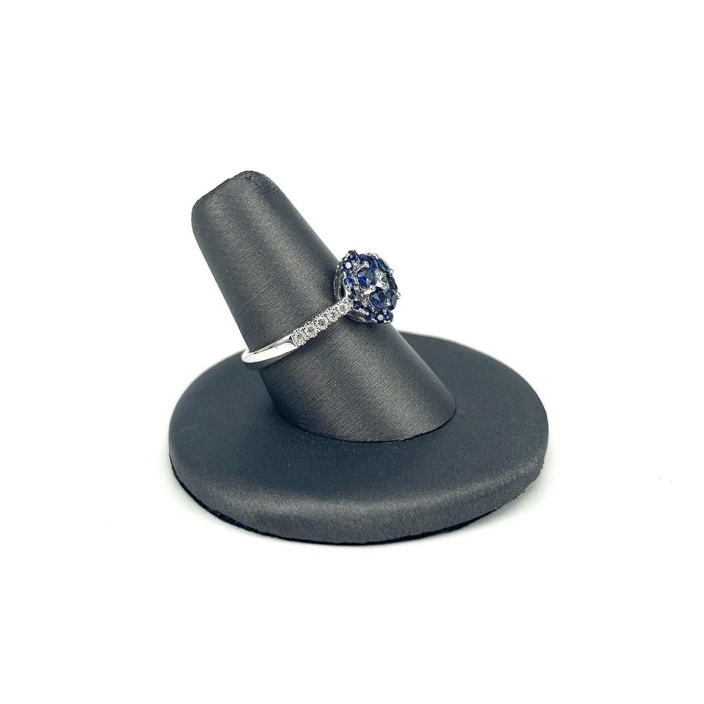 White Gold Sapphire Ladies Fashion Ring