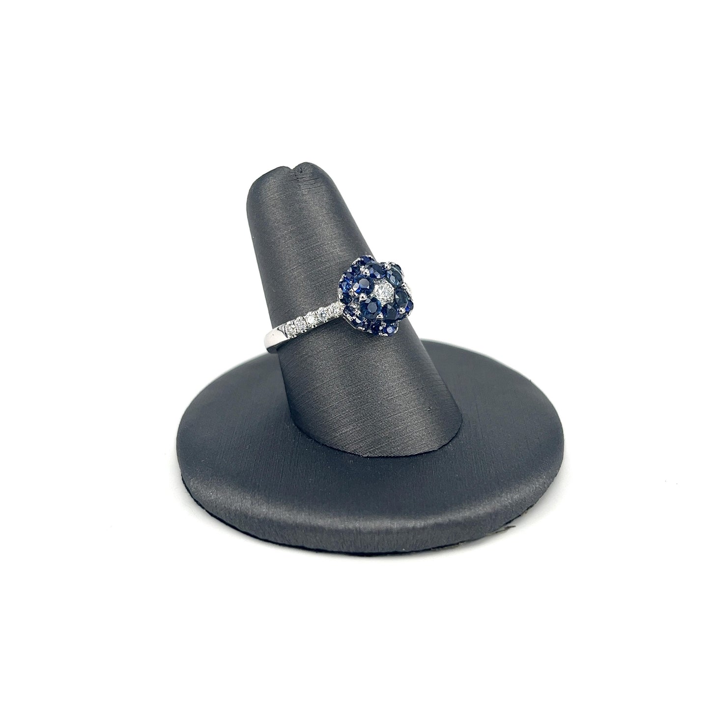 White Gold Sapphire Ladies Fashion Ring