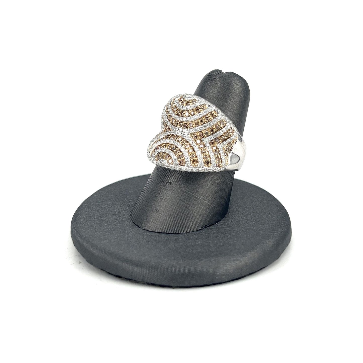 White Gold Chocolate White Diamond Fashion Ring
