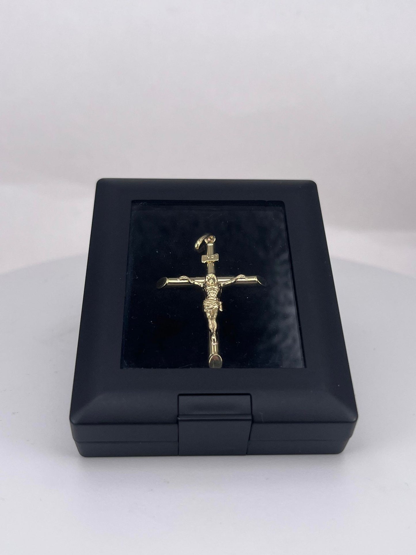 INRI Yellow Gold Plain Crucifix