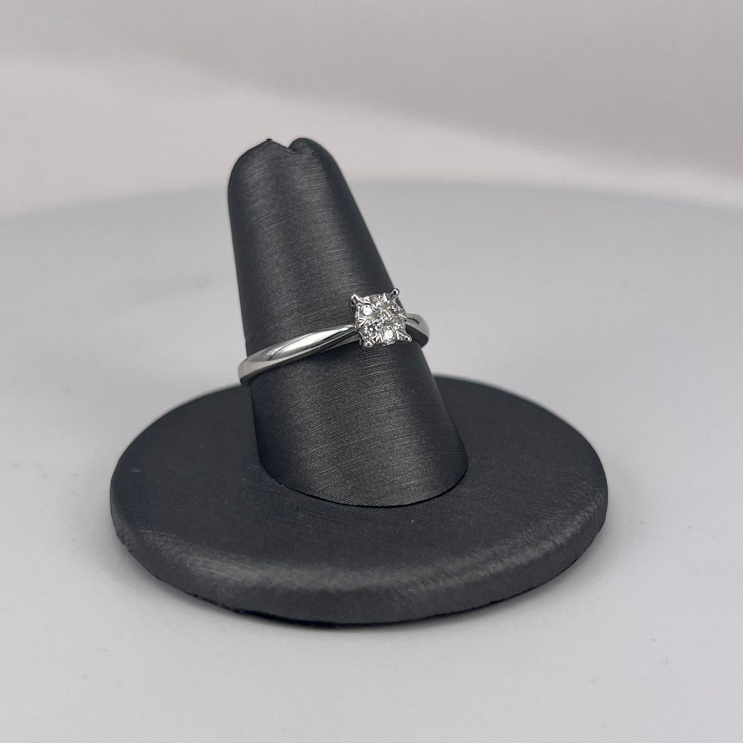 White Gold Cluster Diamond Ring