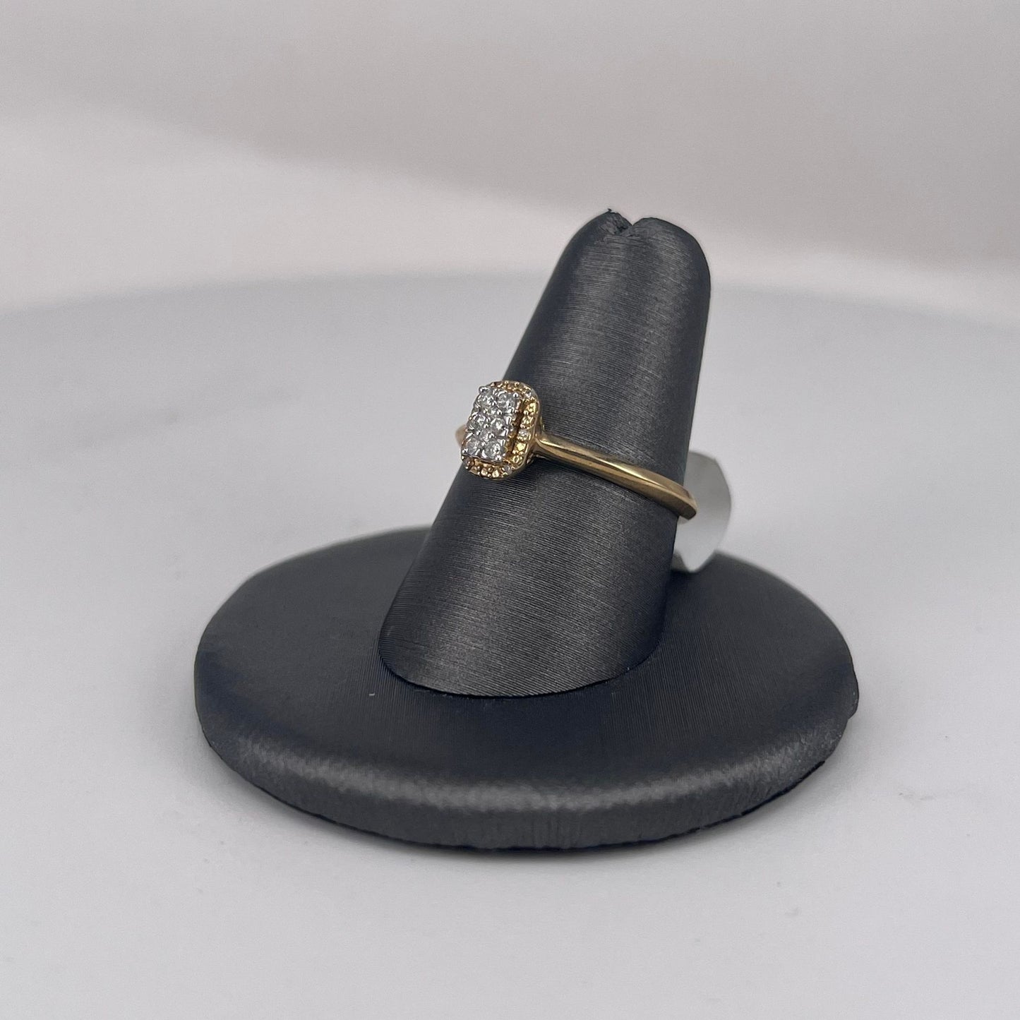 Yellow Gold Cluster Diamond Ring