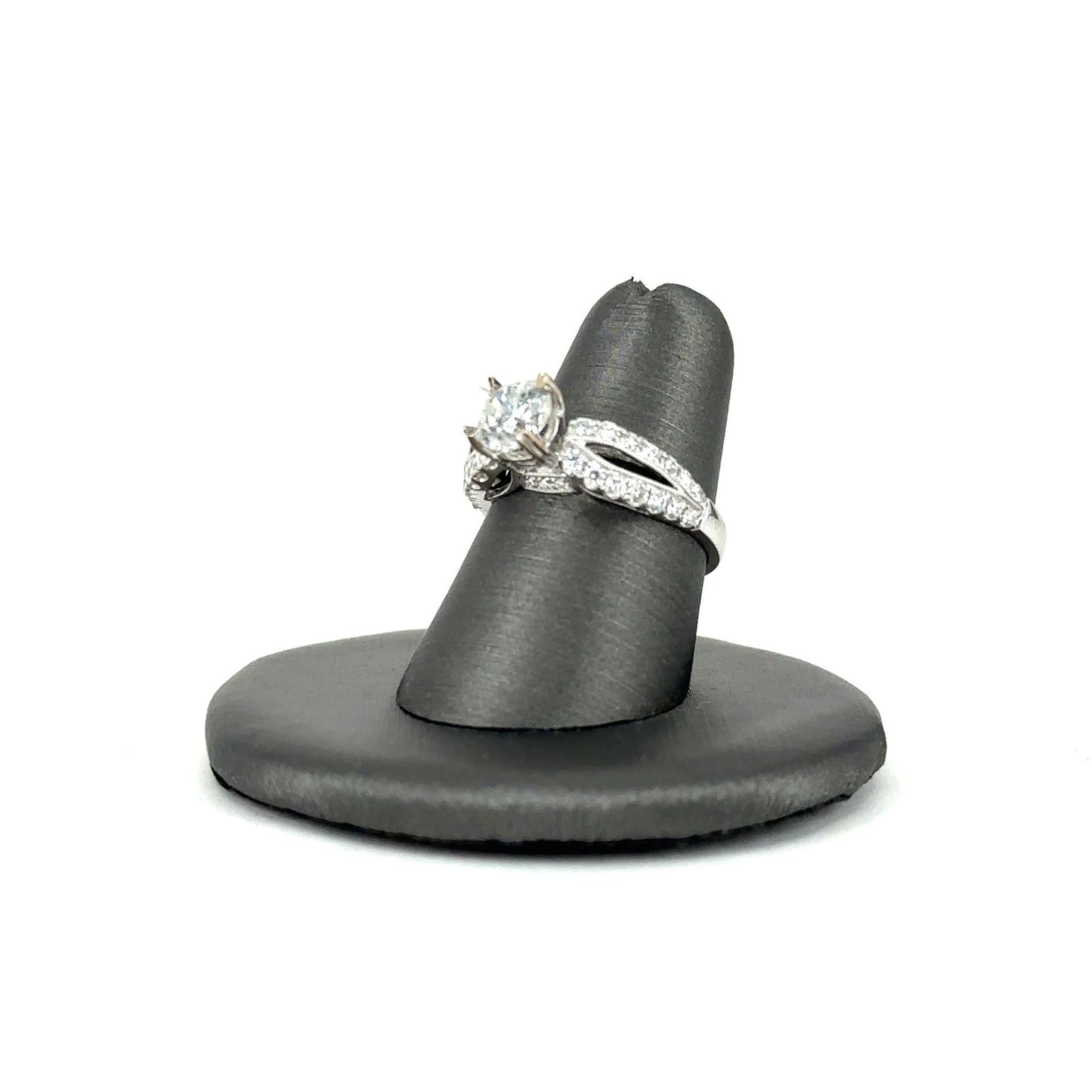 White Gold Round Diamond Engagement Ring