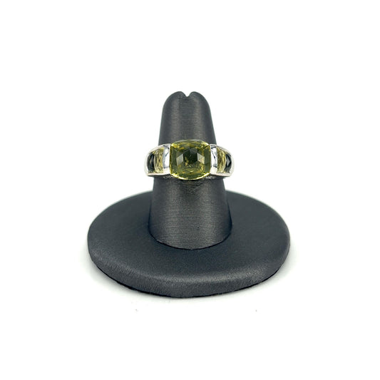 White Gold Peridot Estate Fashion Ring