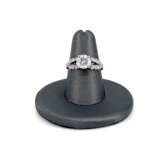 White Gold Bluffy Diamond Sapphire Ring